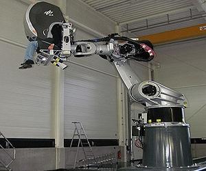  - dlr-robot-arm-motion-simulator-lg