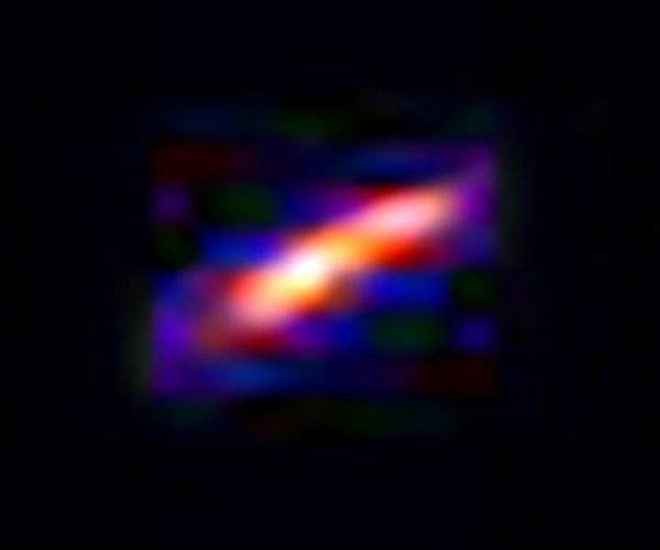 AI algorithm unblurs the cosmos