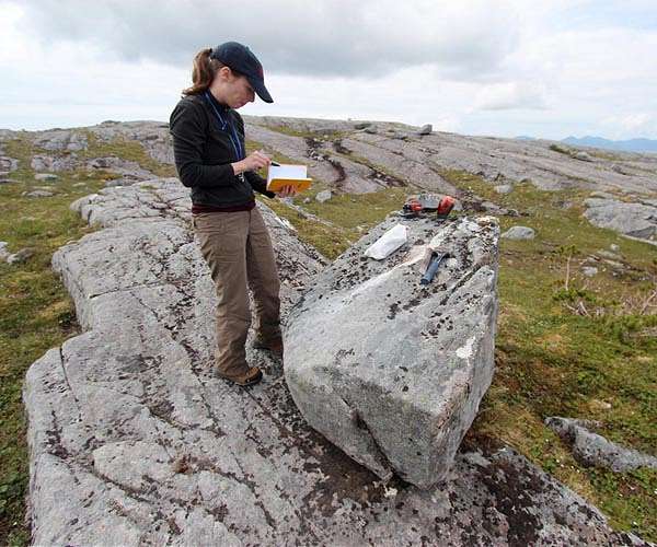 Geologic evidence in ancient boulders supports a coastal theory of early settlement in Americas