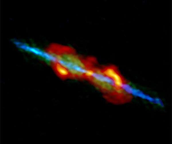 ALMA spots metamorphosing aged star