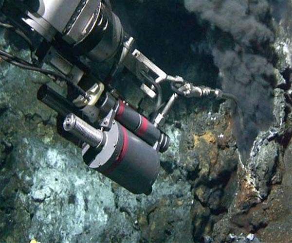 Solving the mystery of carbon on ocean floor