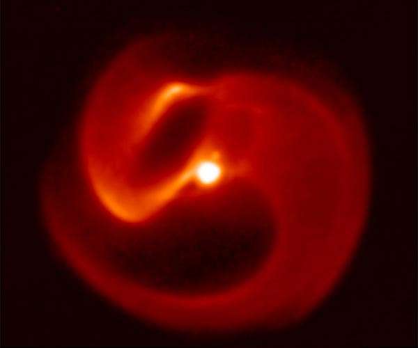 Dark matter may explain mysterious gamma ray source at center of Milky Way