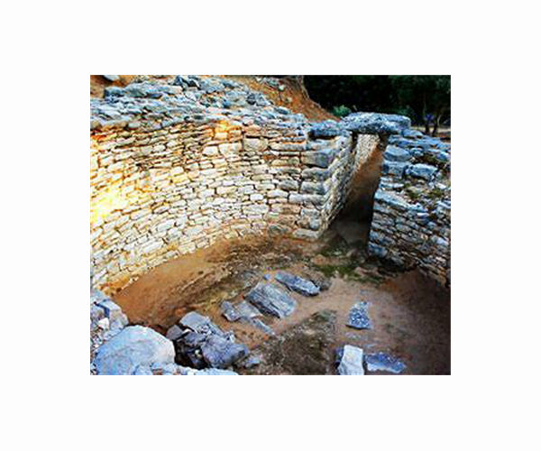 Cemeteries offer evidence of social inequality in Bronze Age households