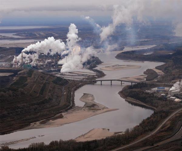 Canada unveils carbon emissions offset market