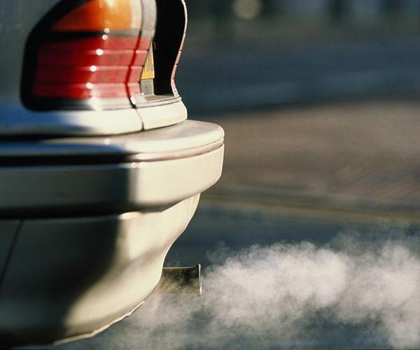 Kicking the car(bon) habit better for air pollution than technology revolution