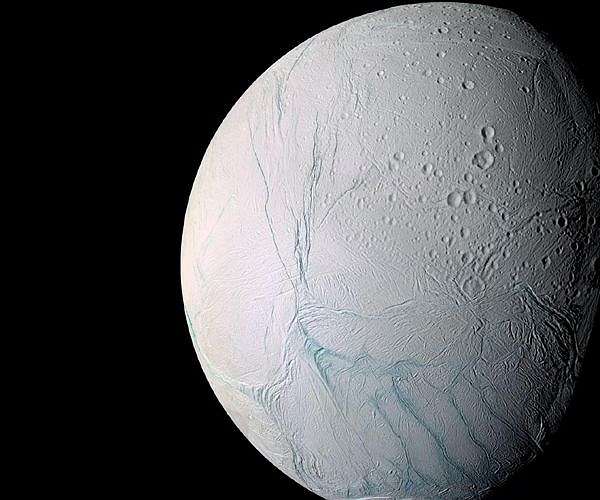 On icy moon Enceladus, expansion cracks let inner ocean boil out