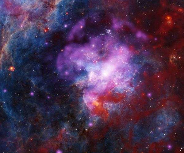 30 Doradus B: NASA Telescopes Start the Year With a Double Bang