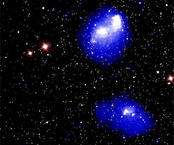 Chandra spots a mega-cluster of galaxies in the making