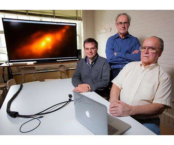 Astronomers reveal rare double nucleus in nearby 'Cocoon Galaxy'