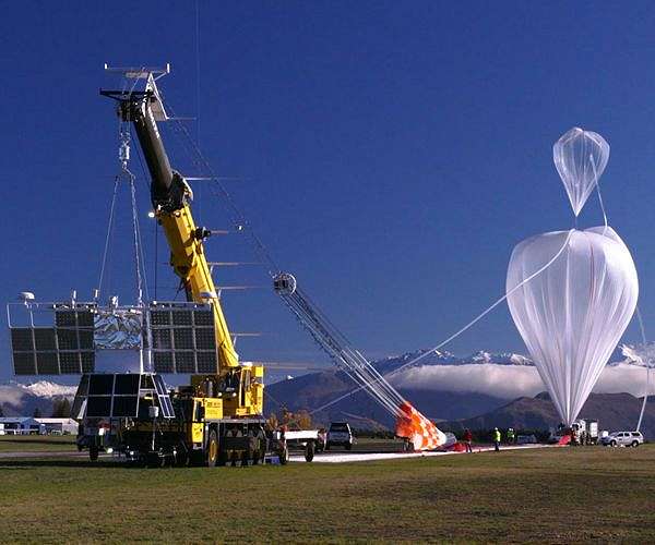 NASA's retired Compton mission reveals superheavy neutron stars