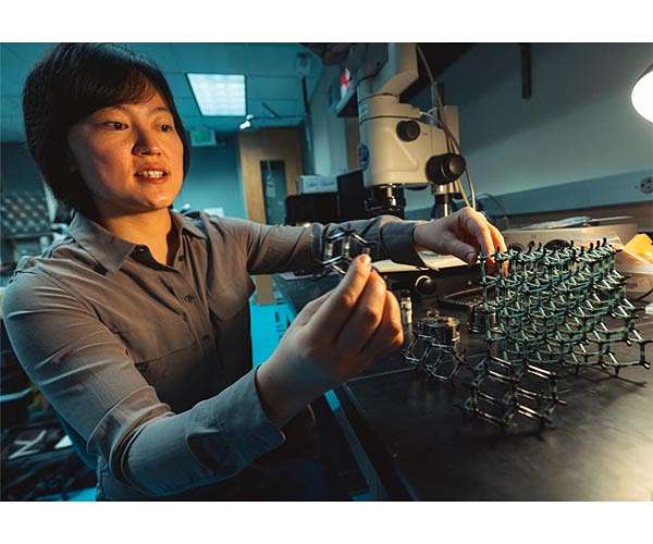 Stanford research maps a faster, easier way to build diamond