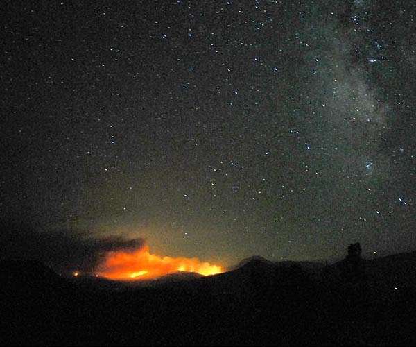 Antennas searching for ET threatened by wildfire