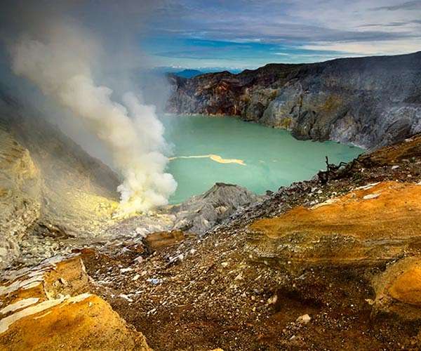 Life may have first emerged in phosphorous-rich lakes