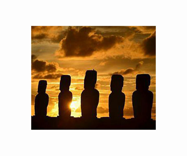 Easter Islanders used ropes, ramps to place hats on famed statues