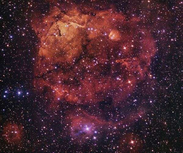'Smiling cat' nebula captured in new ESO image