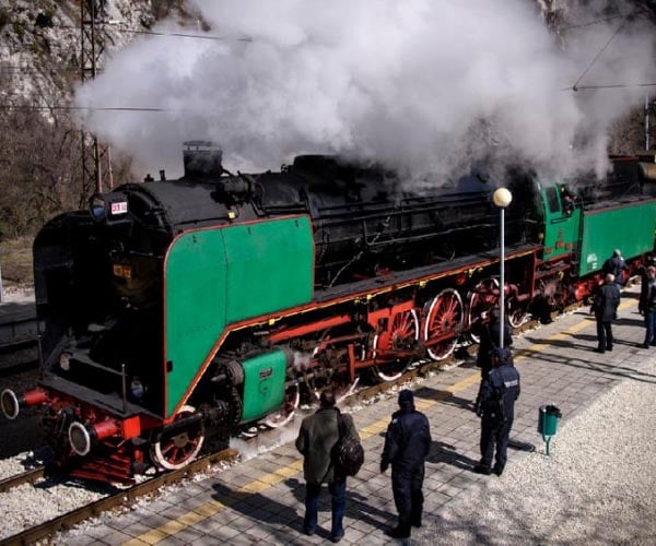 Argonne, Progress Rail, test low-carbon fuels on the path to decarbonizing the rail industry