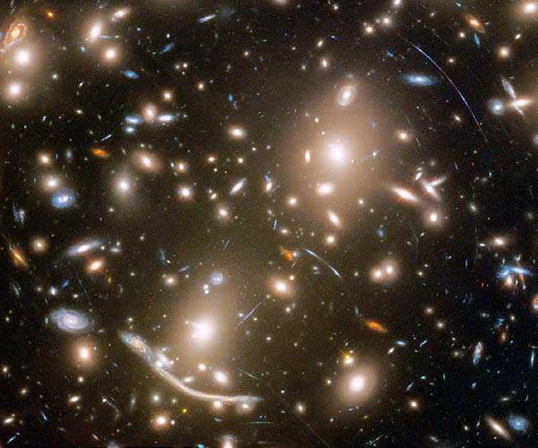 Beyond the Dragon Arc a treasure trove of unseen stars