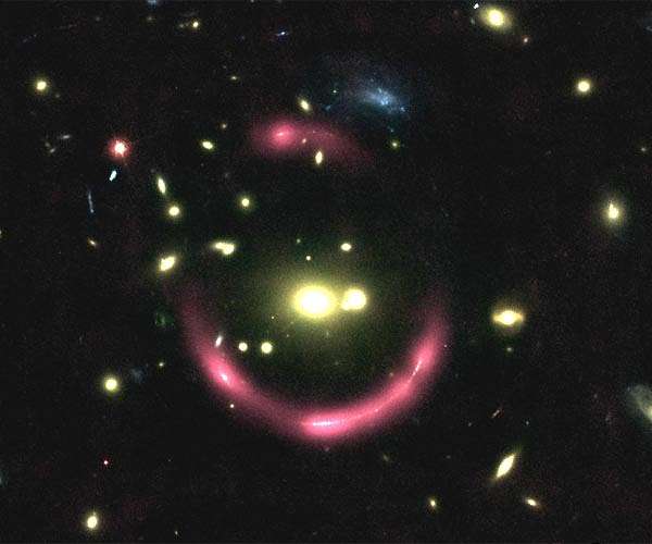 MUSE Reveals a Glowing Ring of Light in the Distant Universe