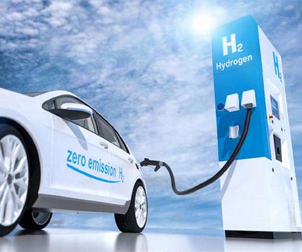 Novel two-polymer membrane boosts hydrogen fuel cell performance
