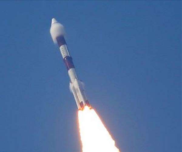 India launches New Years rocket to study black holes