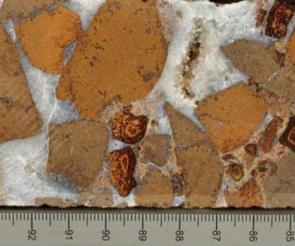 Ancient deep ocean rocks shown to be long-term carbon storage reservoirs