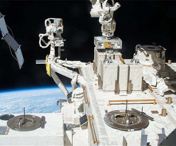 Bacteria could survive travel between Earth and Mars when forming aggregates