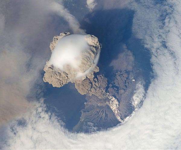 Humanity's emissions '100-times greater' than volcanoes