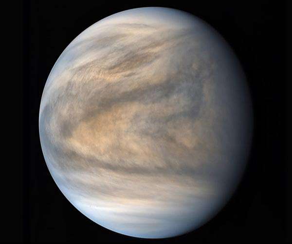 Mysterious missing component in the clouds of Venus revealed