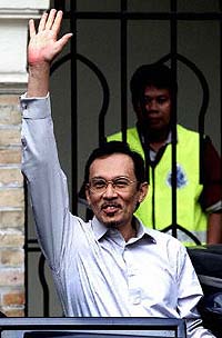 Mahathir Jails Anwar On Trumped Up Sodomy Charges