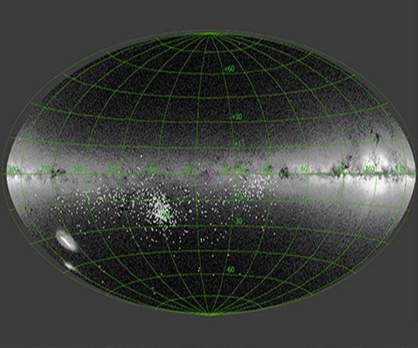 Tidal tails mark the beginning of the end of an open star cluster