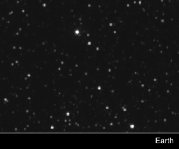 New Horizons conducts the first interstellar parallax experiment