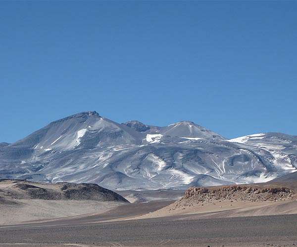 Expedition to highest active volcano unearths clues about life on other worlds
