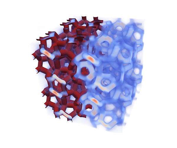 Foam offers way to manipulate light