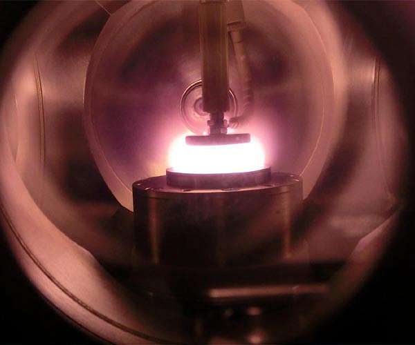Physicists create stable, strongly magnetized plasma jet in laboratory