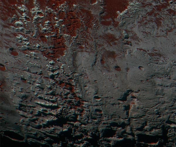 'Surprising' methane dunes found on Pluto