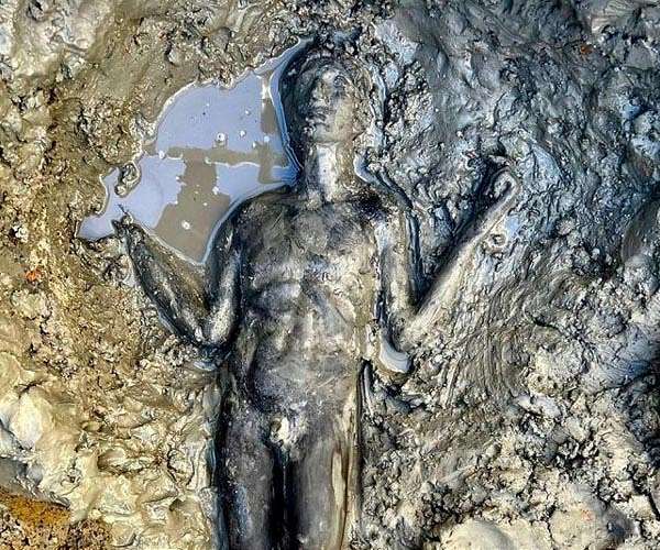 Ancient statues uncovered in Italy could rewrite part of history