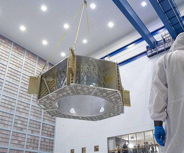 Framework for Roman Spacecraft moves to Goddard clean room