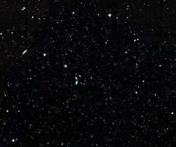 Hubble Astronomers Assemble Wide View of the Evolving Universe