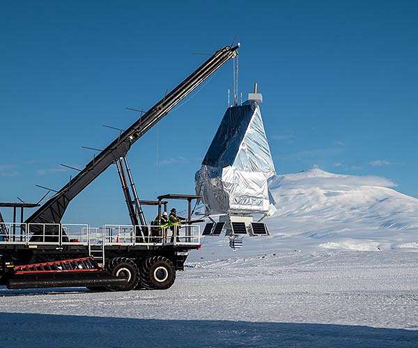 SPIDER launches from Antarctica