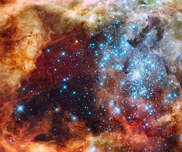 Magnetic waves create chaos in star-forming clouds