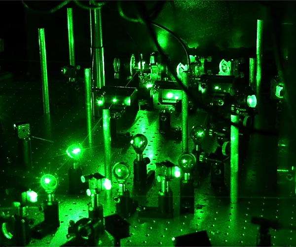 Ultracold atoms used to verify 1963 prediction about 1D electrons
