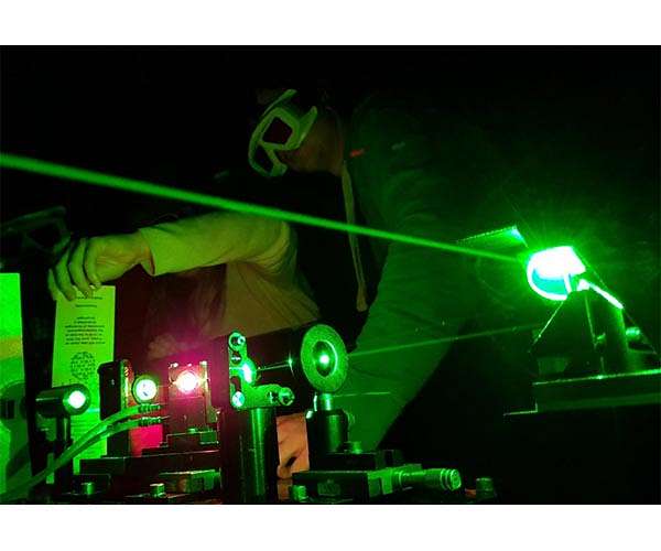 Hot electrons harvested without tricks