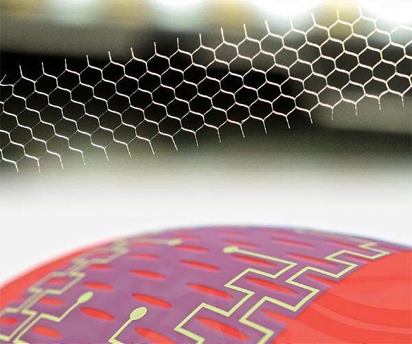Kirigami-inspired technique manipulates light at the nanoscale