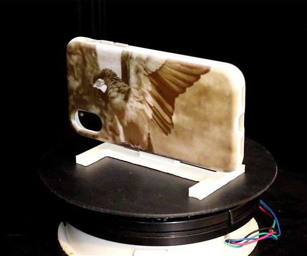 With a zap of light, system switches objects' colors and patterns