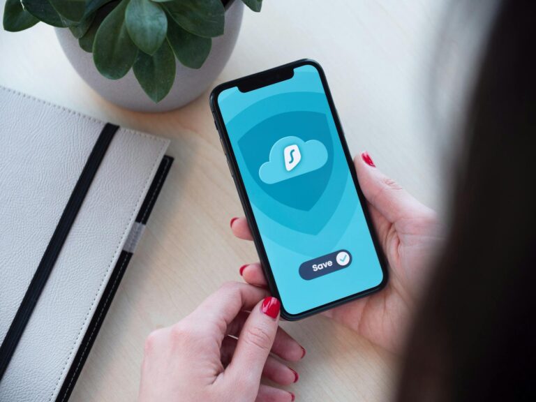 The Push Notification Backdoor: How iOS Architecture Undermines End-to-End Encryption by Design