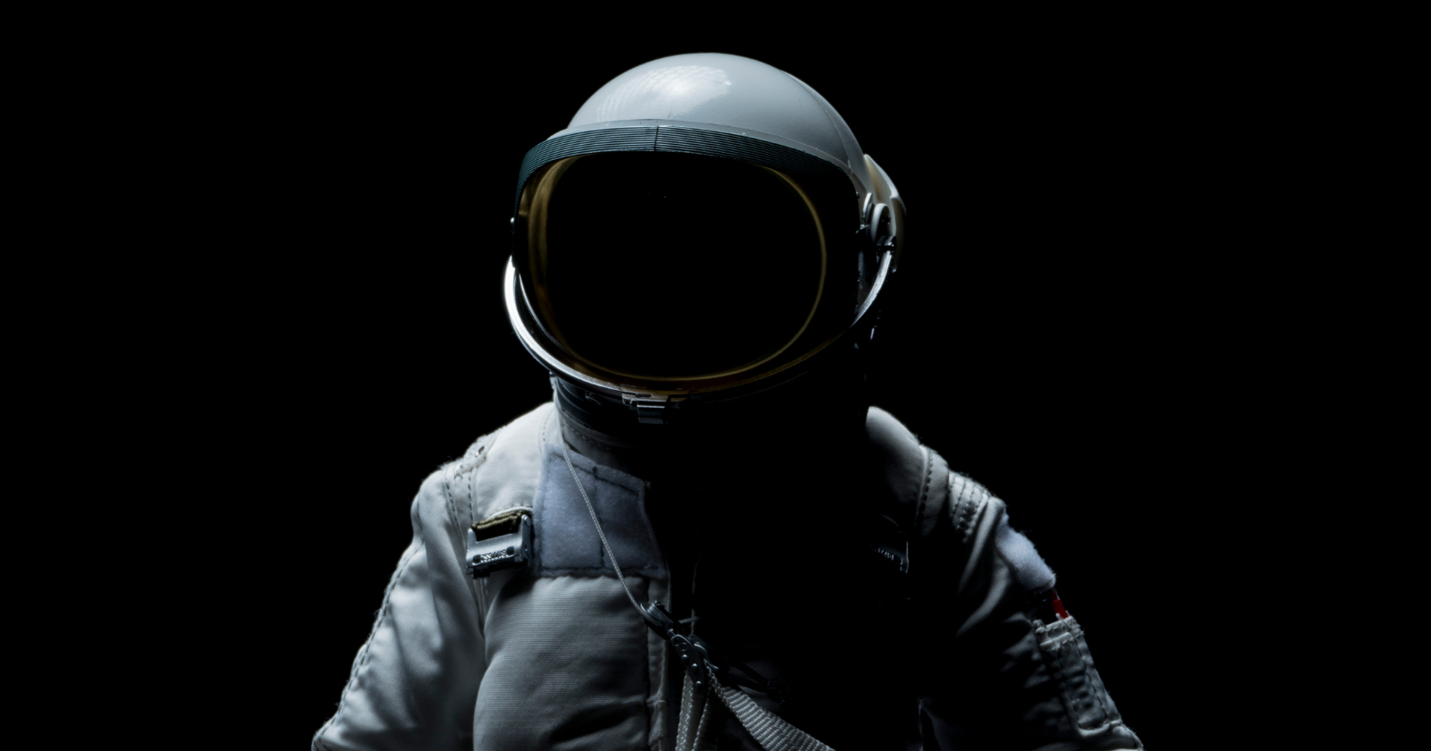 Astronaut Chris Hadfield says confidence on the ISS didn't come from optimism — it came from what he calls the power of negative thinking, the practice of working out your most likely failure points before you start