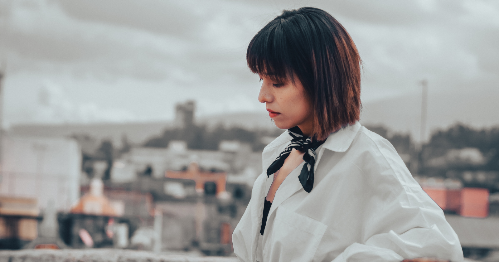 Psychology suggests talking to yourself out loud may measurably improve cognitive performance and for people who are prone to it, stopping hinders them