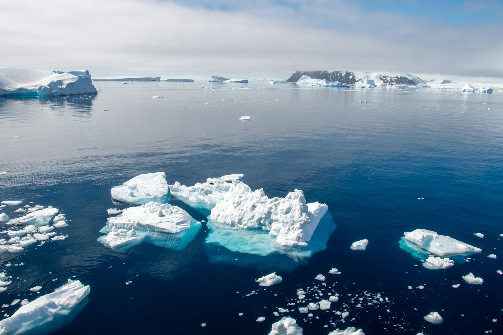 Antarctic ice cores suggest Earth is still being dusted by an ancient supernova, and the trail points to the cloud the solar system is moving through
