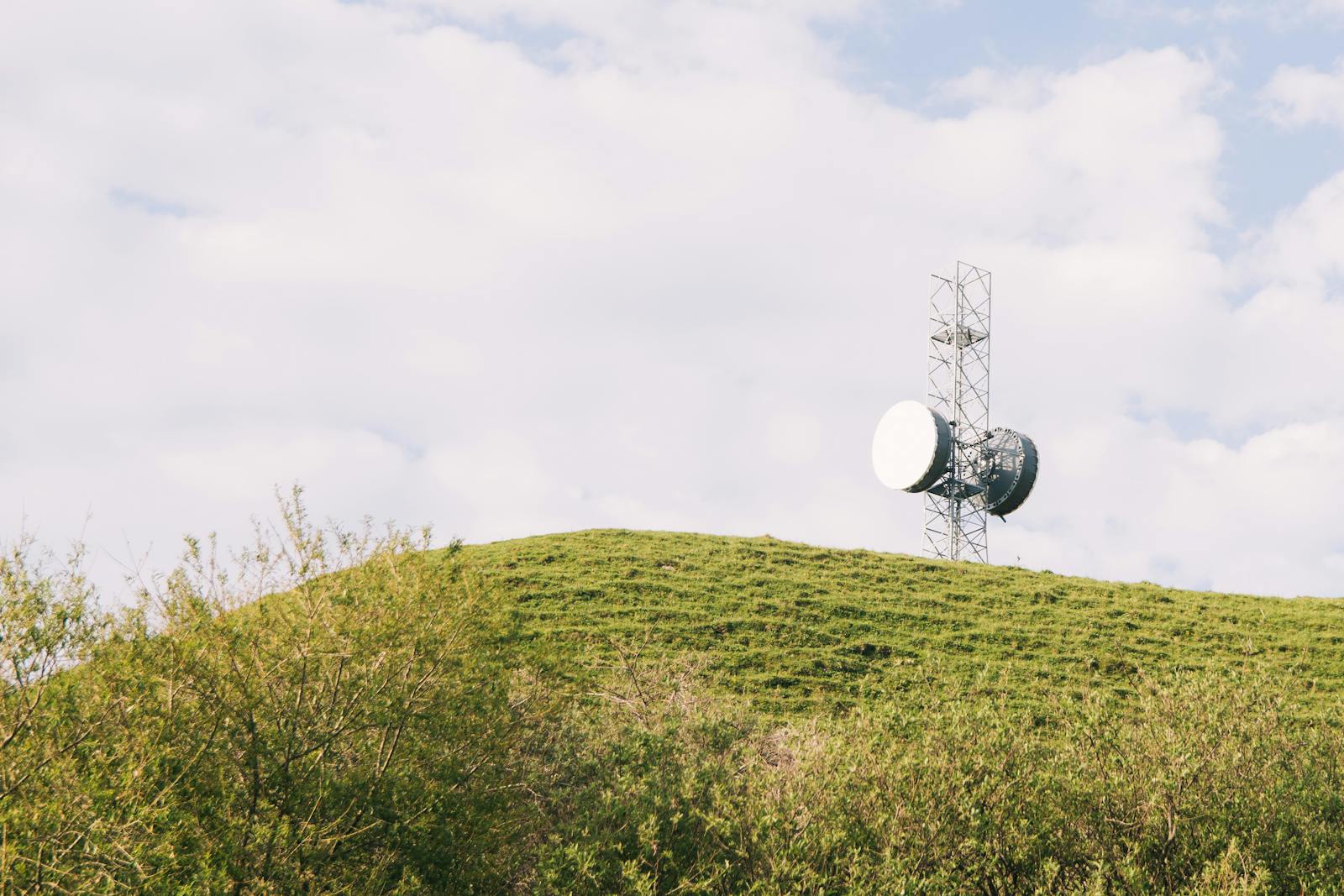 direct-to-device satellite smartphone