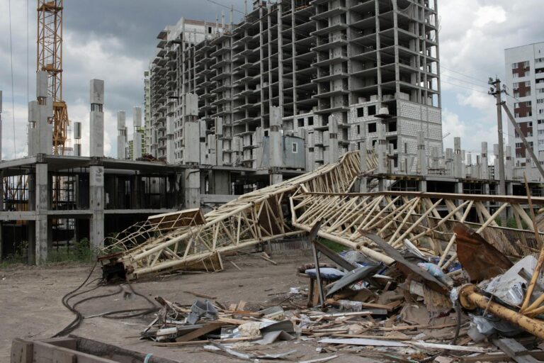 Manila's Unfinished Arsenal: How the Philippines' Modernization Dream Ran Aground